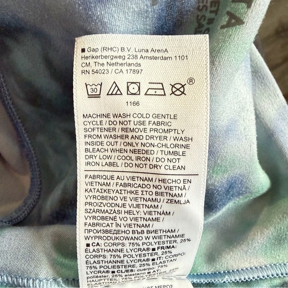 Athleta Blue and Green Tie-Dye Capri Leggings Size Medium 41888 - Picture 10 of 14